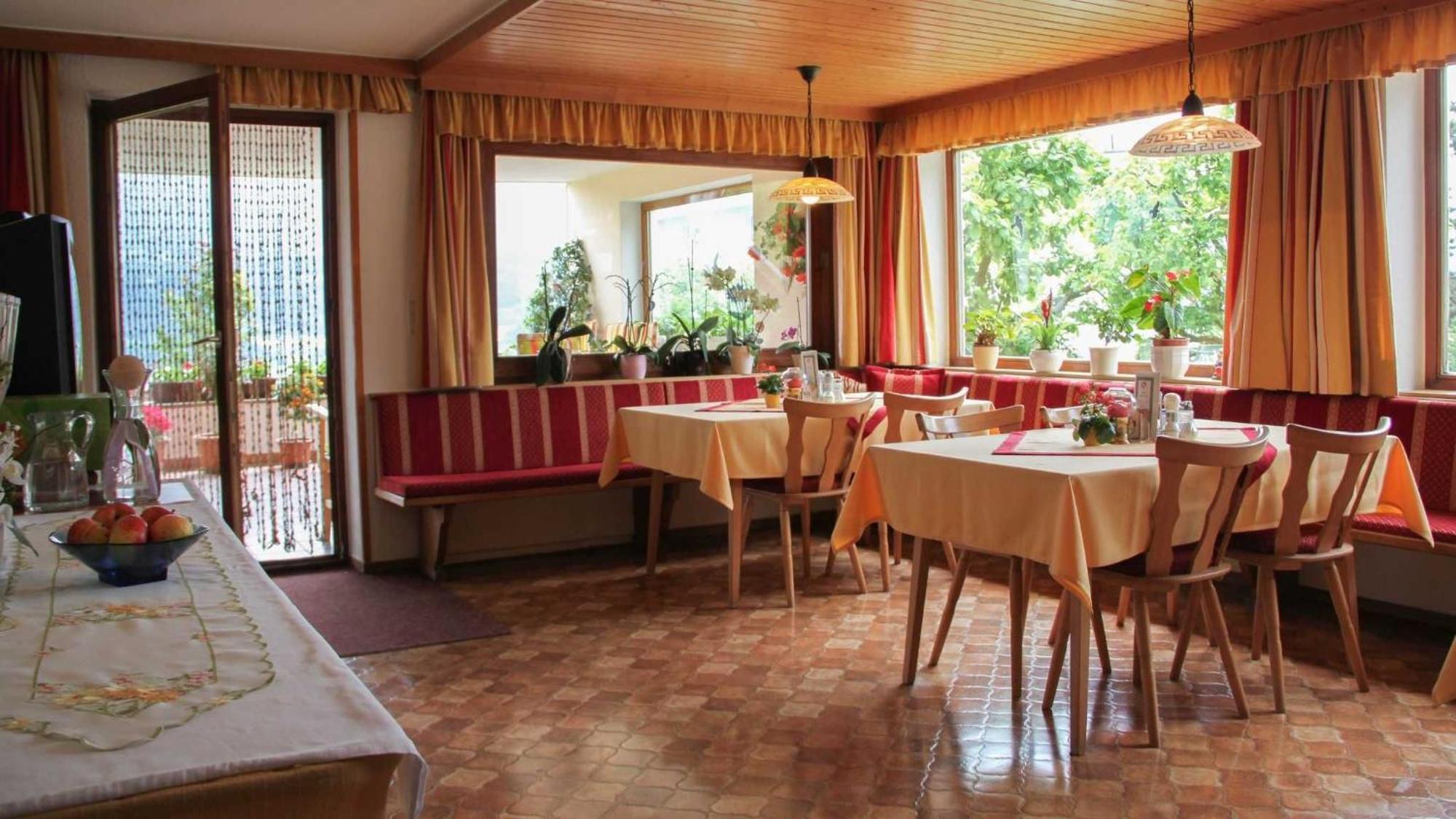 Gaestehaus Sonnenheim Thaur Exterior foto